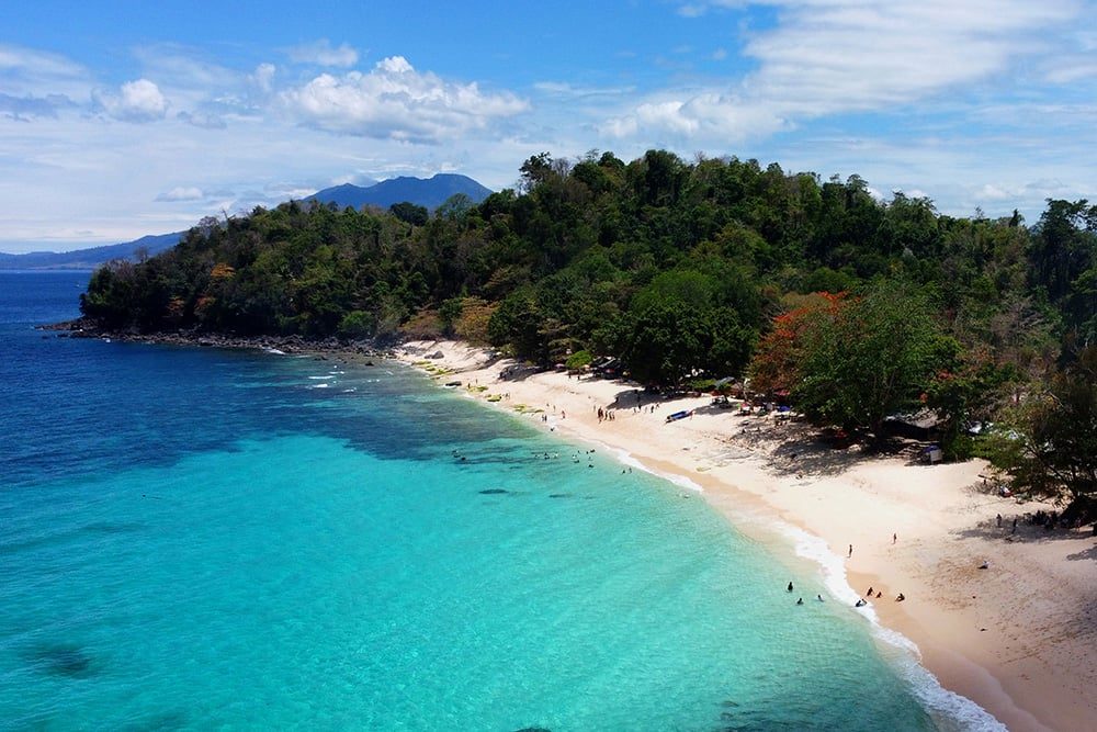 Tasik Ria, Minahasa